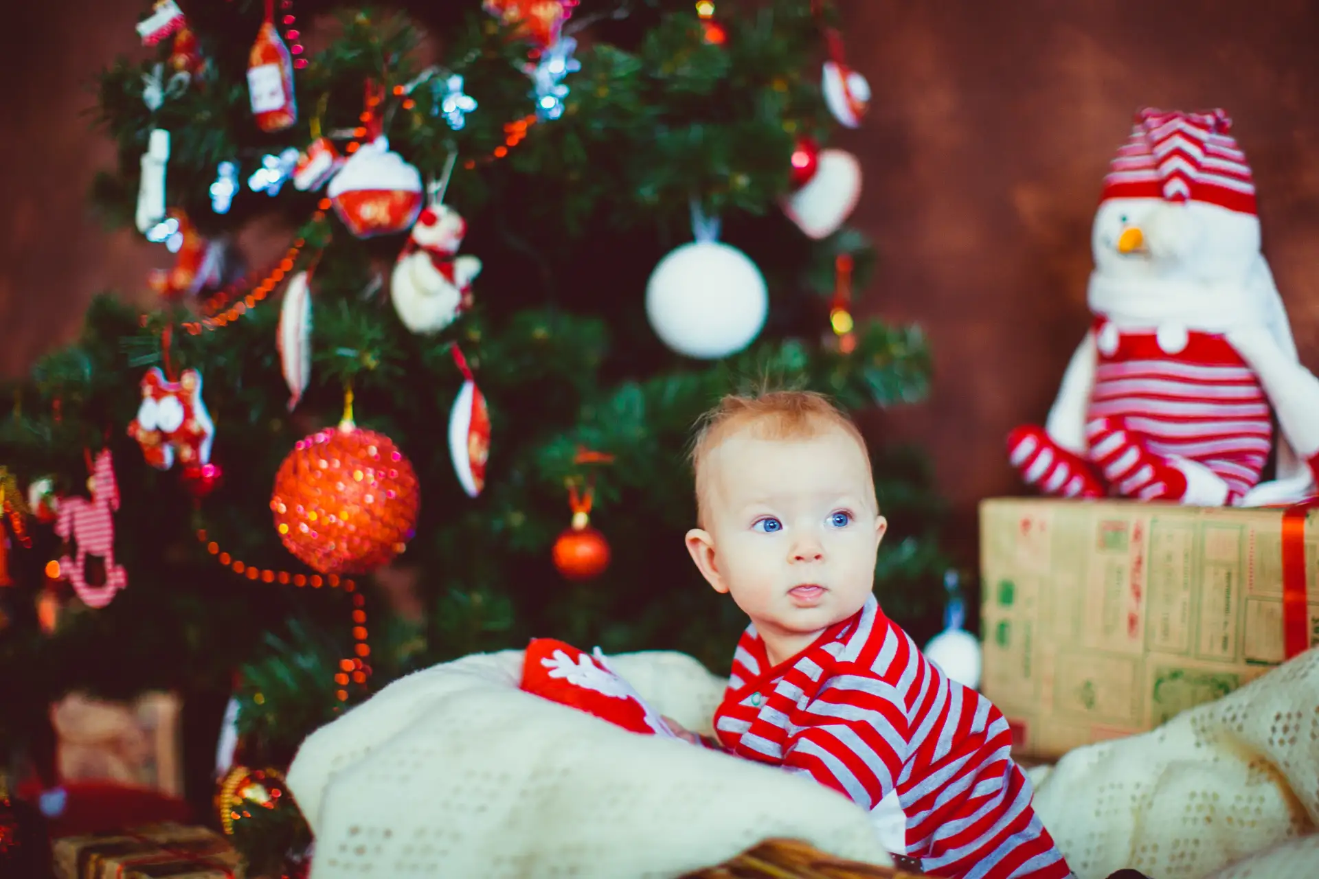 Baby Essentials for Your Little One’s First Christmas
