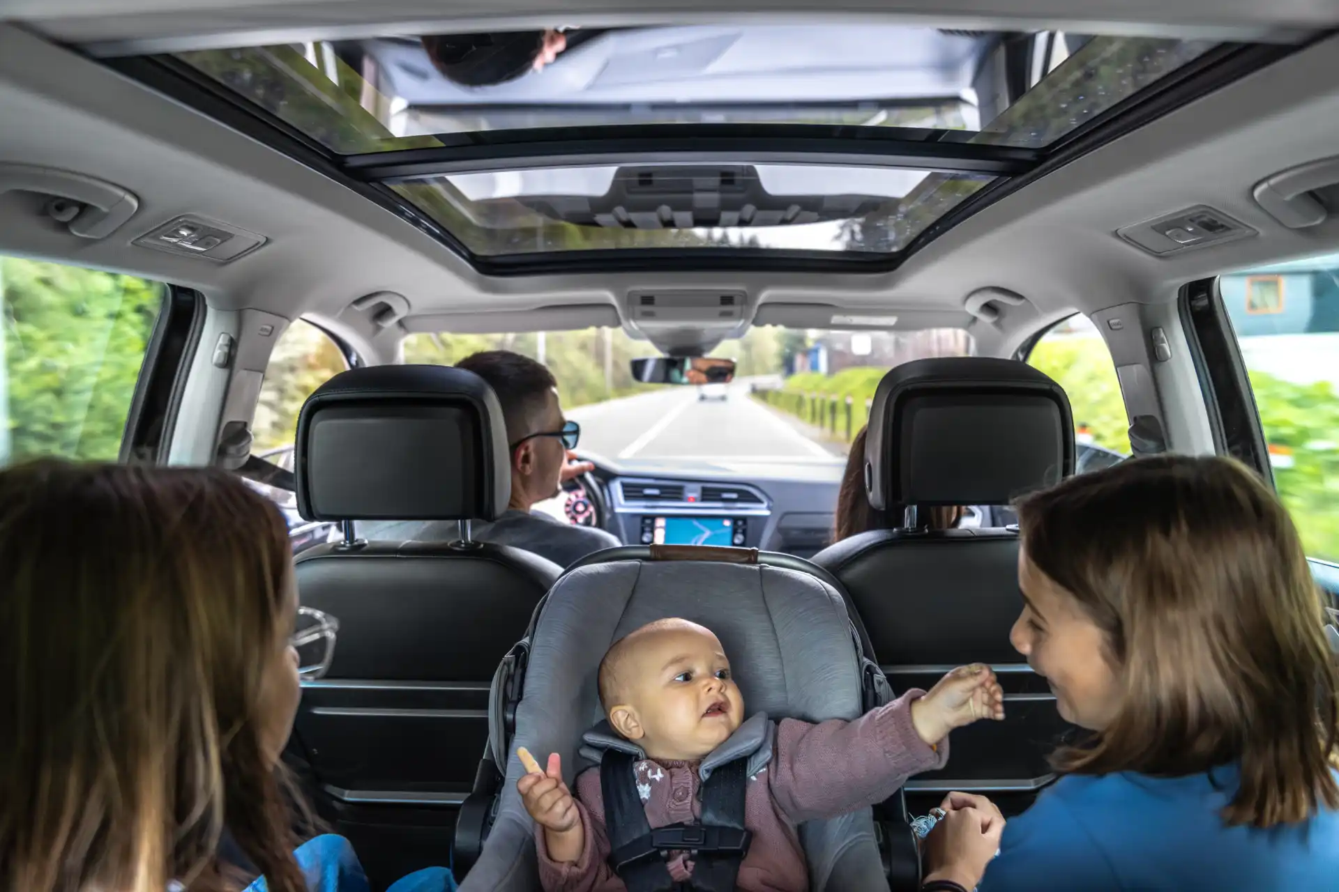 A Simple Baby Car Seat Guide Keeping Your Baby Safe on Every RideFeatured Image
